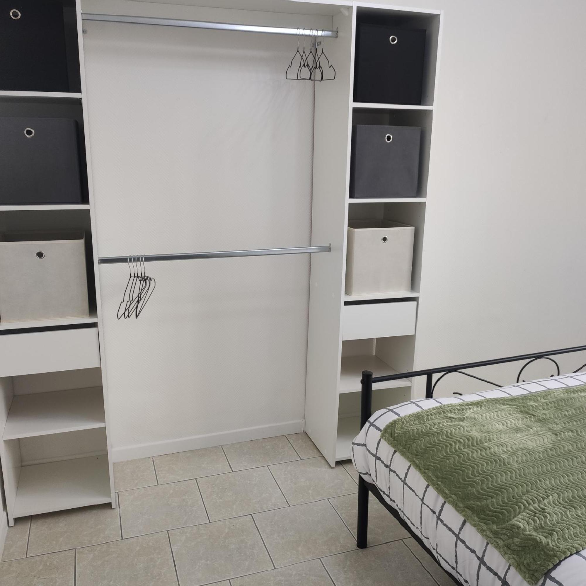 Dans Le Centre Historique Apartment โนยง ภายนอก รูปภาพ